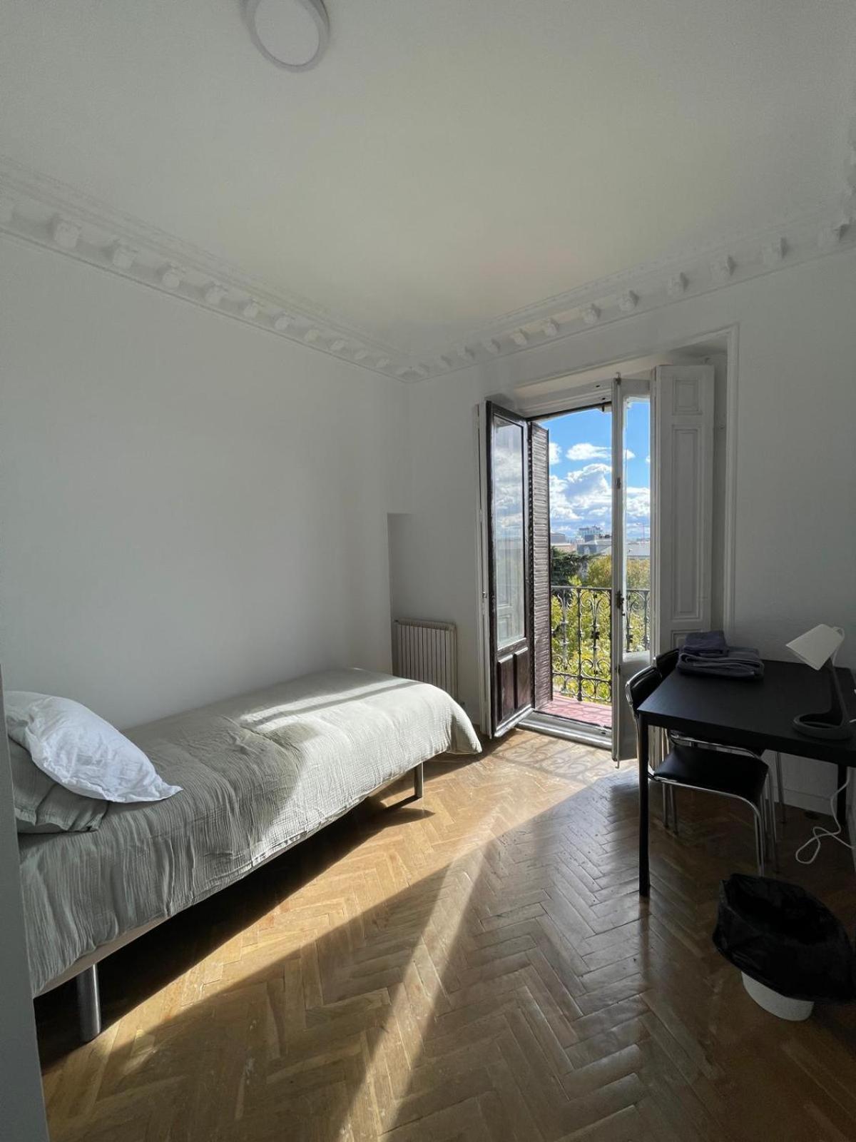 Madrid First Stop- Lope De Vega'S Dream Coliving Exteriör bild
